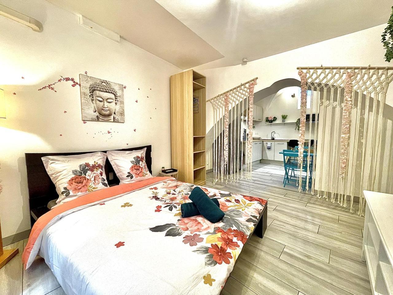 Apartamento *Le Lotus*Fiber Wifi*Hyper Center* Salon-de-Provence Exterior foto