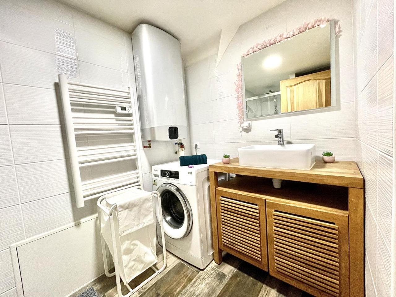 Apartamento *Le Lotus*Fiber Wifi*Hyper Center* Salon-de-Provence Exterior foto